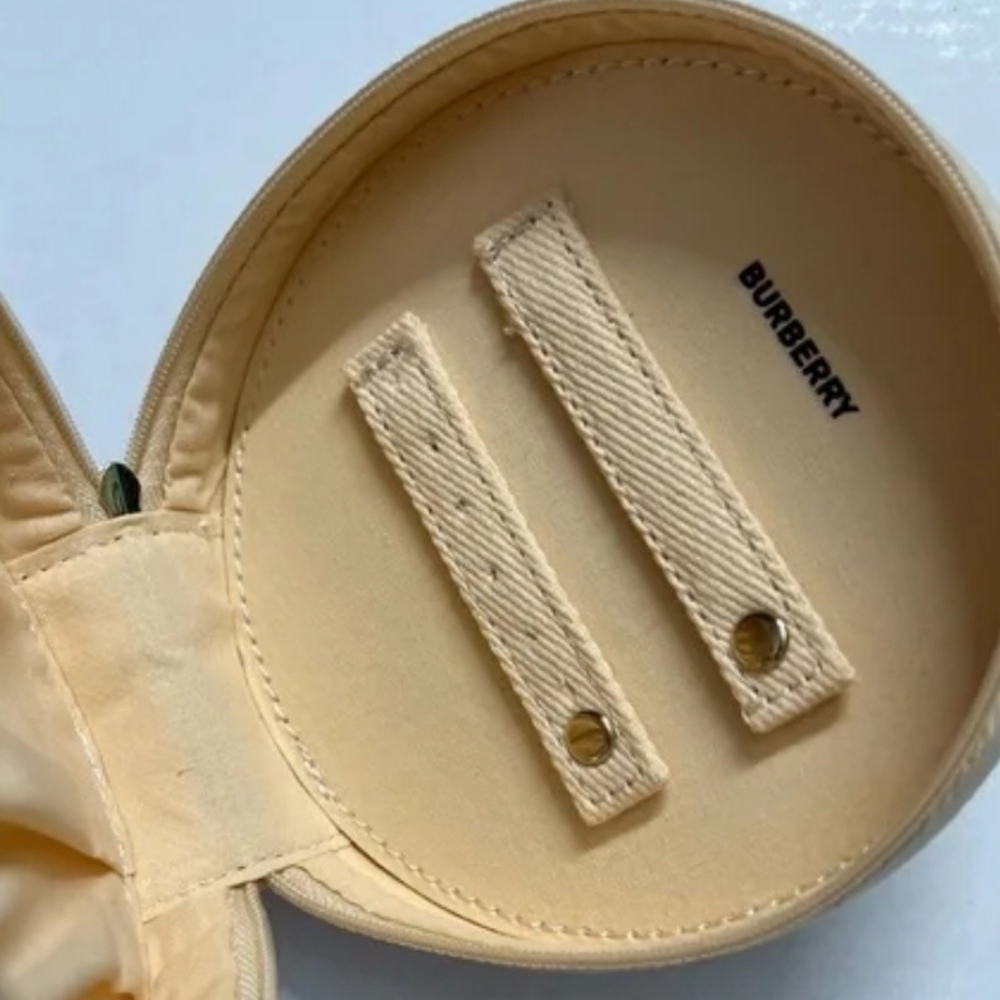 BURBERRY Goddess Zip Around Jewelry Case Make Up Pouch Limited Edition Travel - Picture 4 of 5